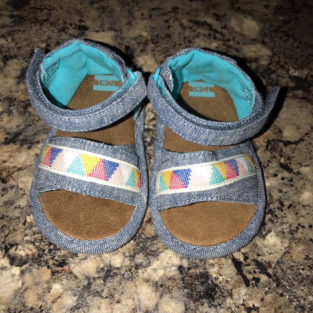 Baby Toms sandals